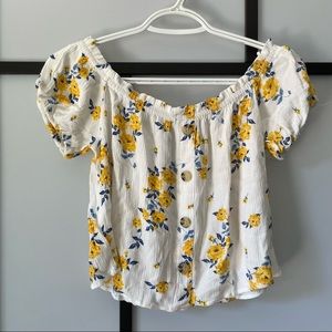 H&M floral puff-sleeve buttoned top